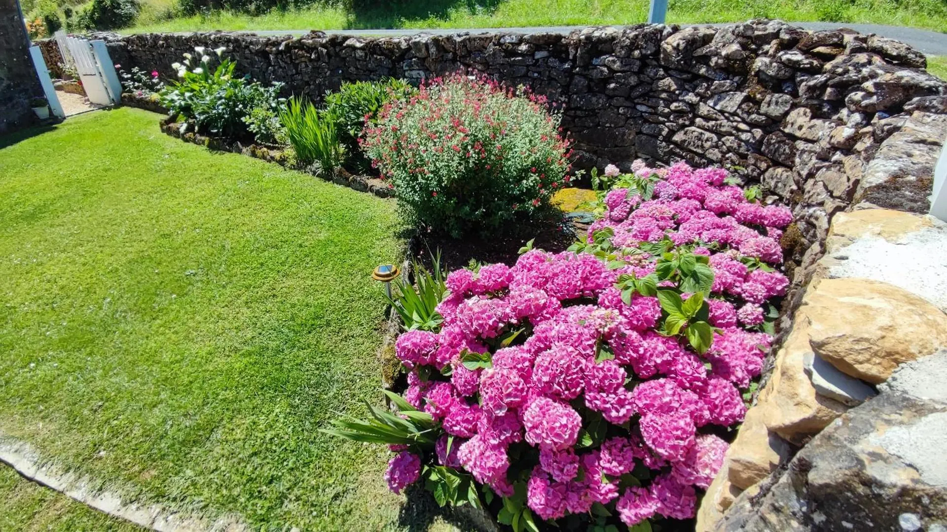 Au Grand Bonheur - Gite Padirac - Rocamadour Miers 0*,